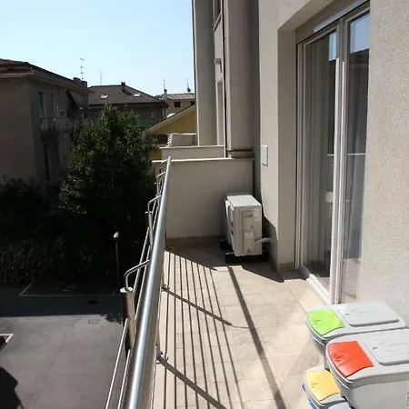 Sea And The City Apartman